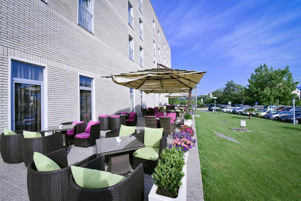 City Hotel Podgorica Exterior photo